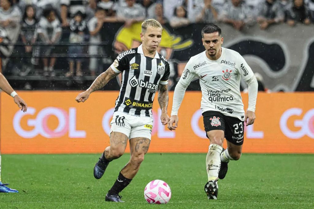 Corinthians x Santos: CBF divulga áudio de VAR de pênalti em Soteldo: 