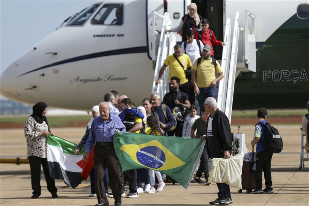 Brasileiros que estavam na Cisjordânia são resgatados pela primeira vez desde o início dos conflitos no Oriente Médio