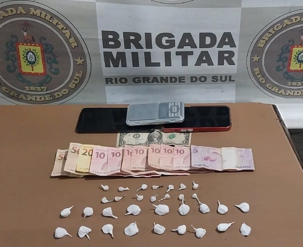 BM prende homens por tráfico de drogas no bairro Fragata