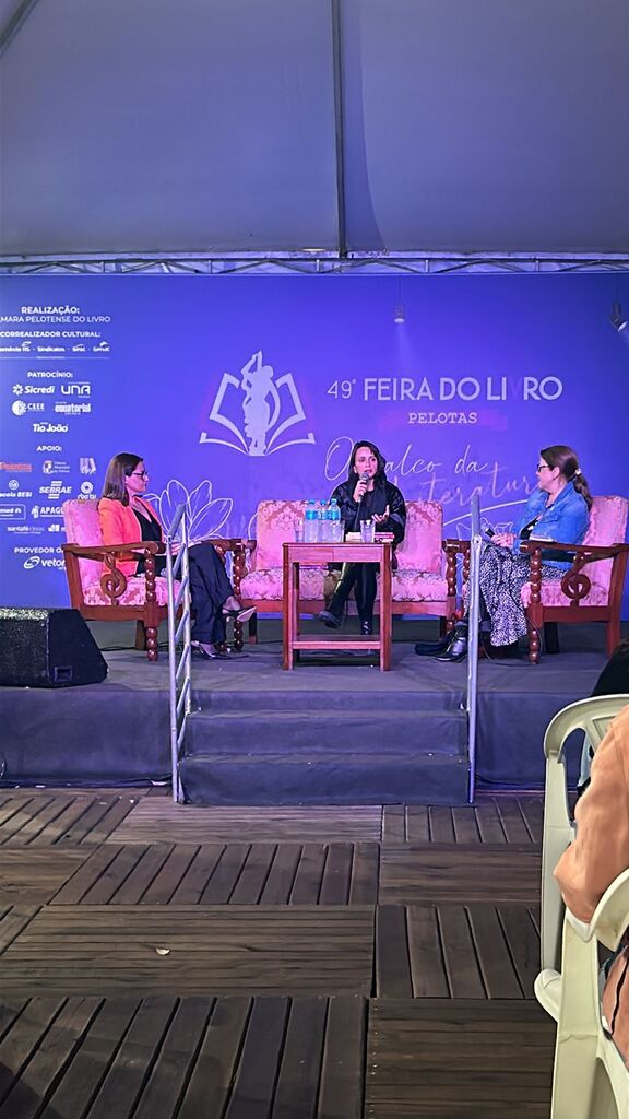 Jovem escritora paulistana é destaque no projeto Conversa com Escritores