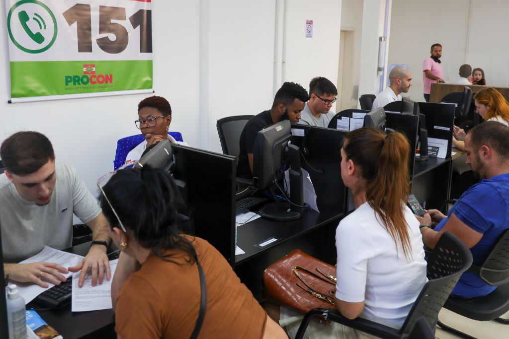 PROCON/SC REALIZOU MAIS DE 75,5 MIL ATENDIMENTOS EM 2023