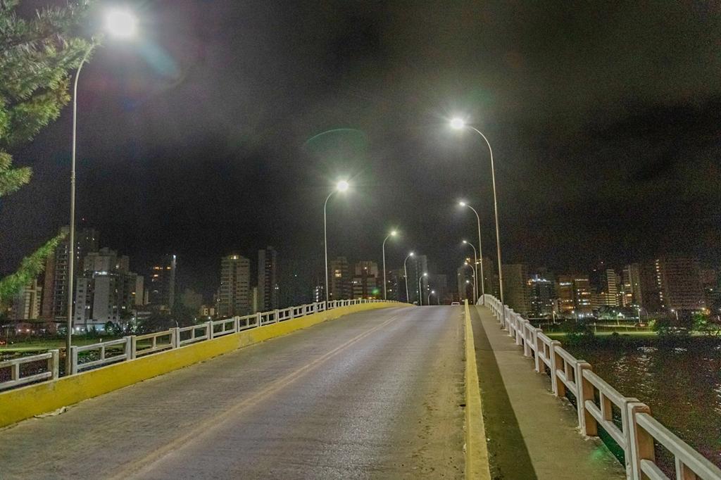 MUNICÍPIO DE PASSO DE TORRES MELHORA ILUMINAÇÃO 
PÚBLICA COM LÂMPADAS DE LED