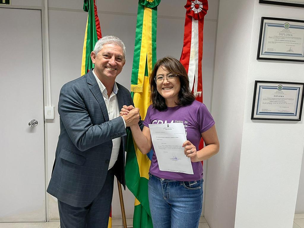 HÉLVIA SANAE MANO ASSUME COMO SECRETÁRIA 
DE ASSISTÊNCIA SOCIAL E DIREITOS HUMANOS EM TORRES