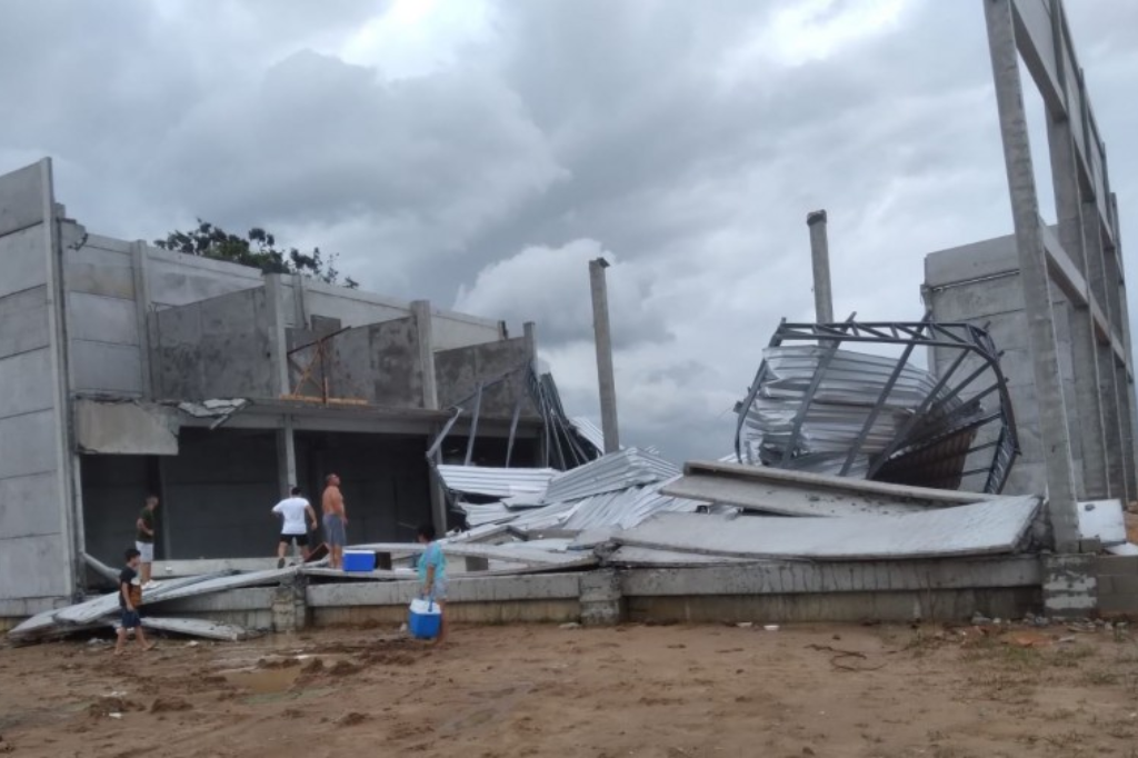 Município de Tubarão foi atingido por tornado, afirma Defesa Civil