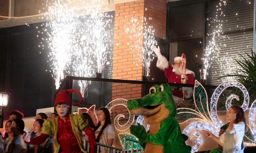 Um mar de emoções ilumina Joinville na abertura do Natal