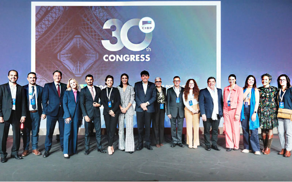 Sicoob participa do 30º Congresso da Confederação Internacional de Bancos Populares