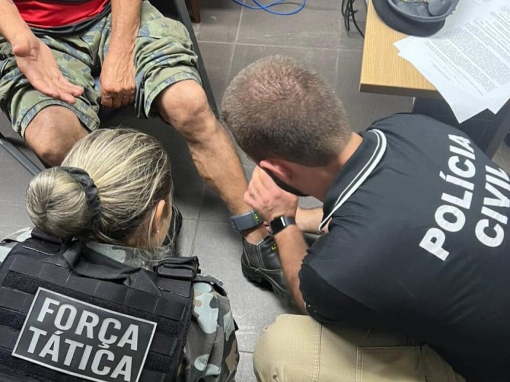 Foto: Polícia Civil - Instalação da primeira tornozeleira eletronica completou cinco meses no RS