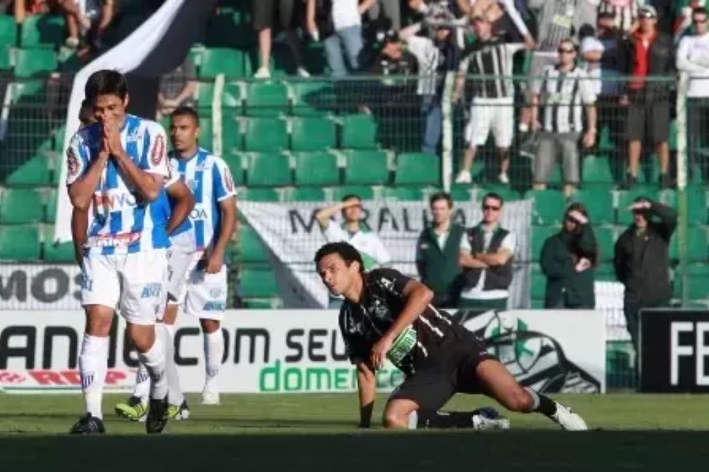  - Avaí e Figueirense não ficavam fora de uma Copa do Brasil no mesmo ano desde 2012 – Foto: Arquivo/Daniel Queiroz