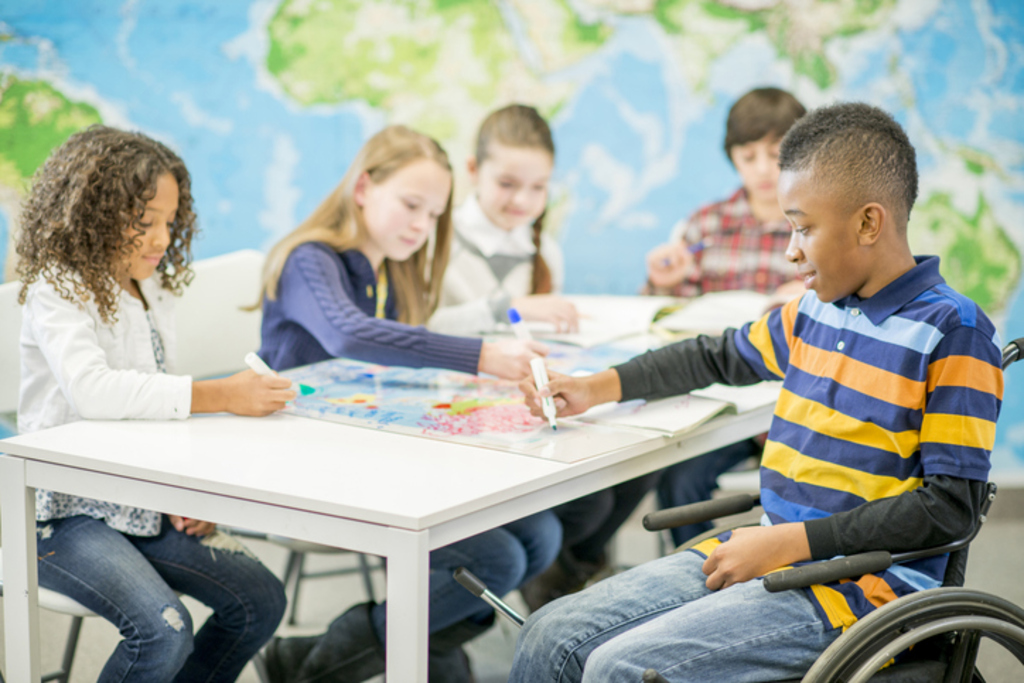 Escola Dom Fernando realiza Seminário Educação Inclusiva