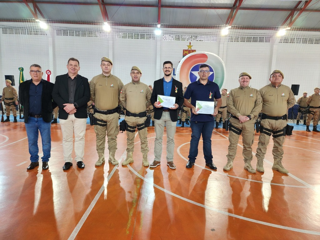 Presidente da Coopertropas homenageado com o título Amigo da Polícia Militar