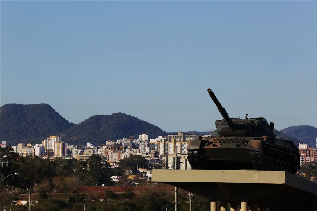 Exército cogita deixar Recife e levar ESA para Santa Maria ou Paraná; entenda