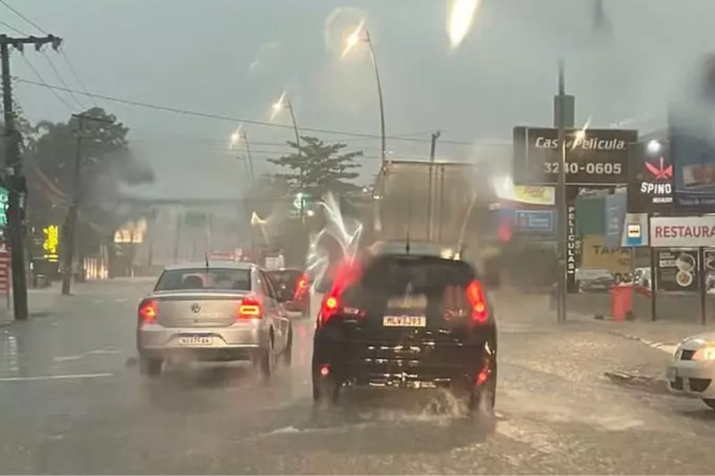  - Chuvas provocam interdições em diferentes rodovias de Santa Catarina – Foto: GMF/Divulgação