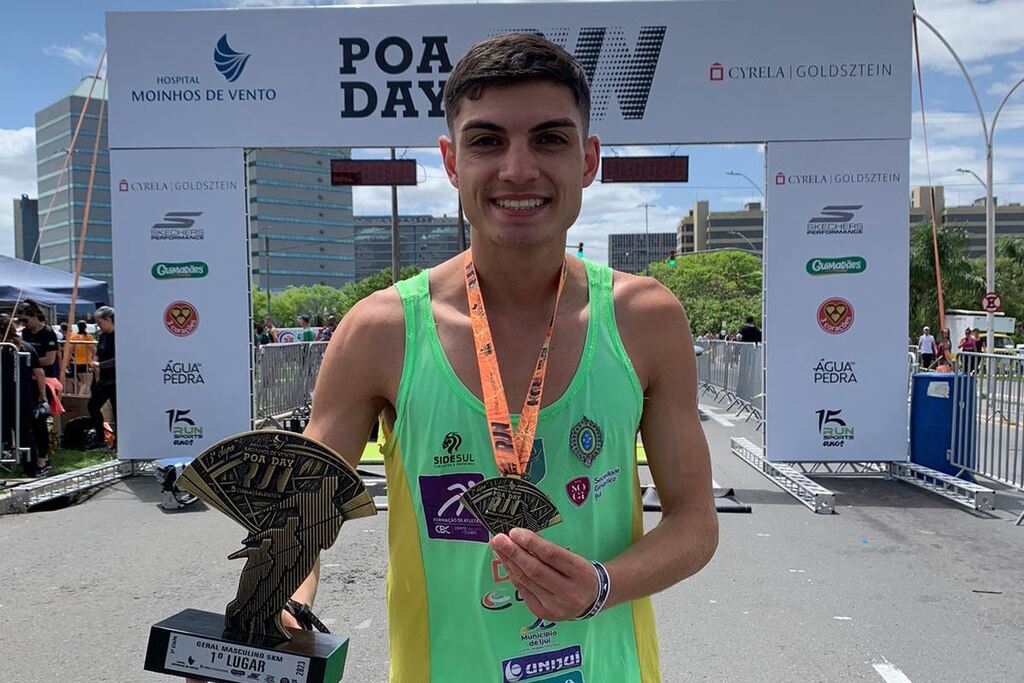Atleta Daniel Ortiz é o vencedor do Circuito Poa Run Day