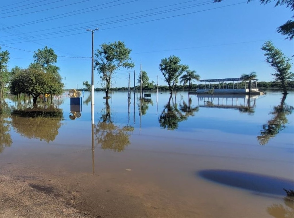 Chuvas deixam quatro mortos e mais de 2 mil pessoas desabrigadas no Estado