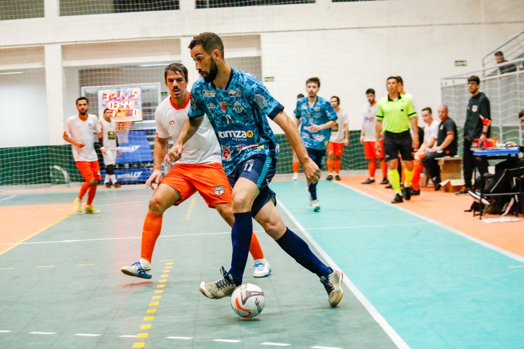Municipal de Futsal arrecada cerca de uma tonelada de alimentos ao longo da primeira fase