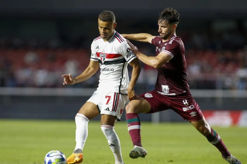 Fluminense recebe São Paulo no Maracanã para jogo dos campeões