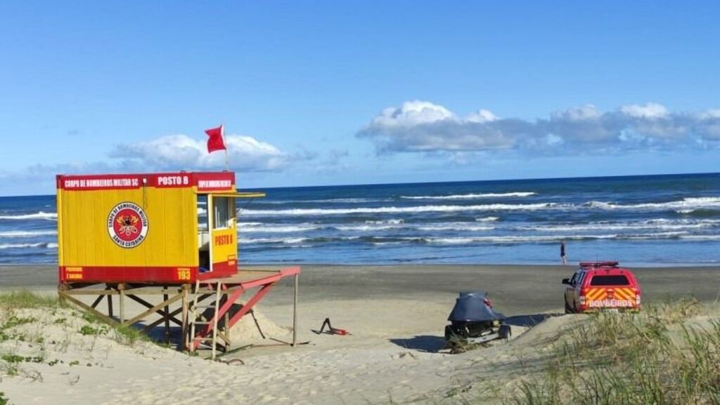 GUARDA-VIDAS ESTARÃO NOS PRINCIPAIS POSTOS DAS CINCO PRAIAS DO EXTREMO SUL DO ESTADO
