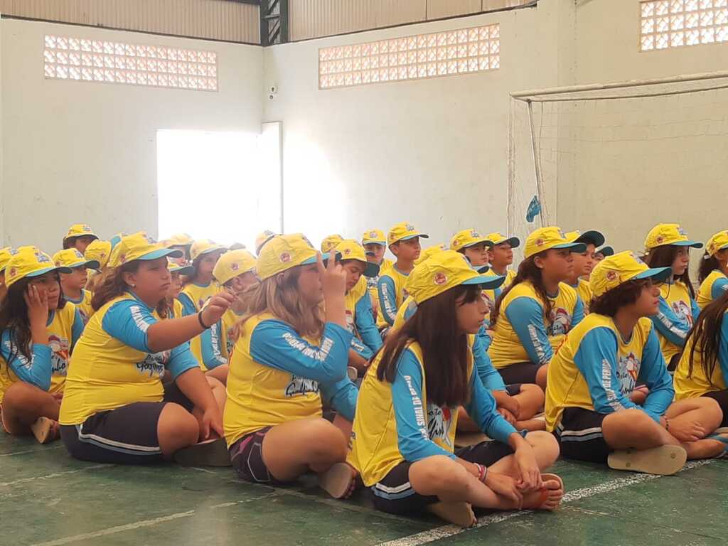 PROJETO GOLFINHO FORMA 123 ALUNOS 
EM PASSO DE TORRES