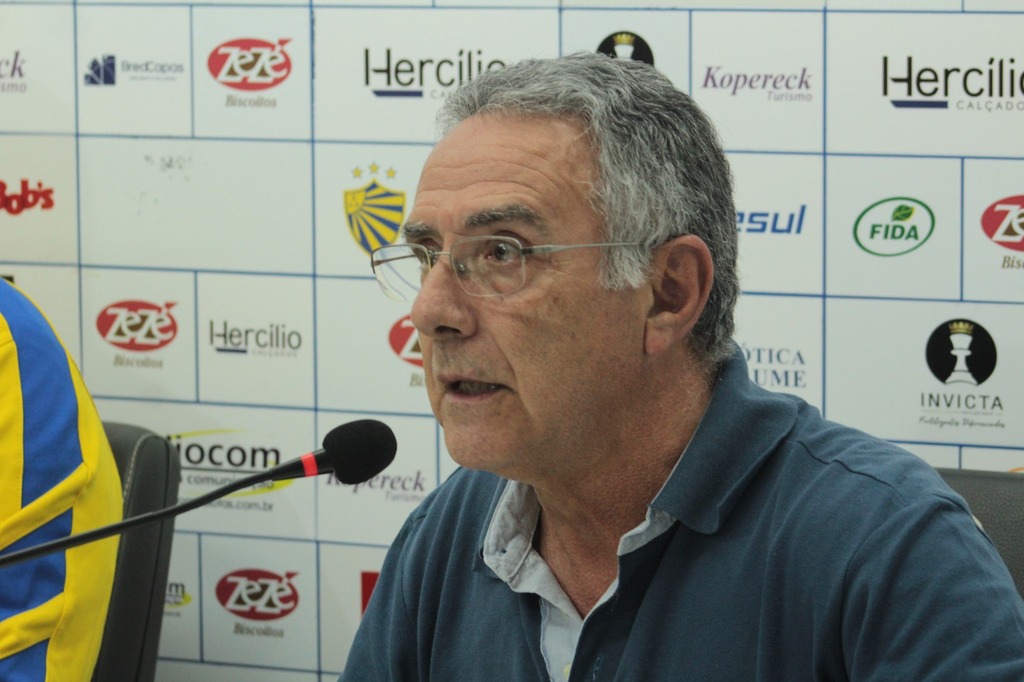Carlos Augusto Tavares fala sobre retorno ao futebol do Pelotas