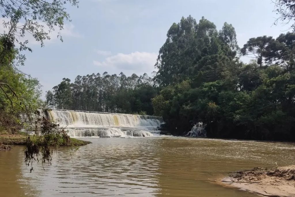  - Estudante morreu afogado em represa durante visita escolar em SC — Foto: Corpo de Bombeiros/ Divulgação