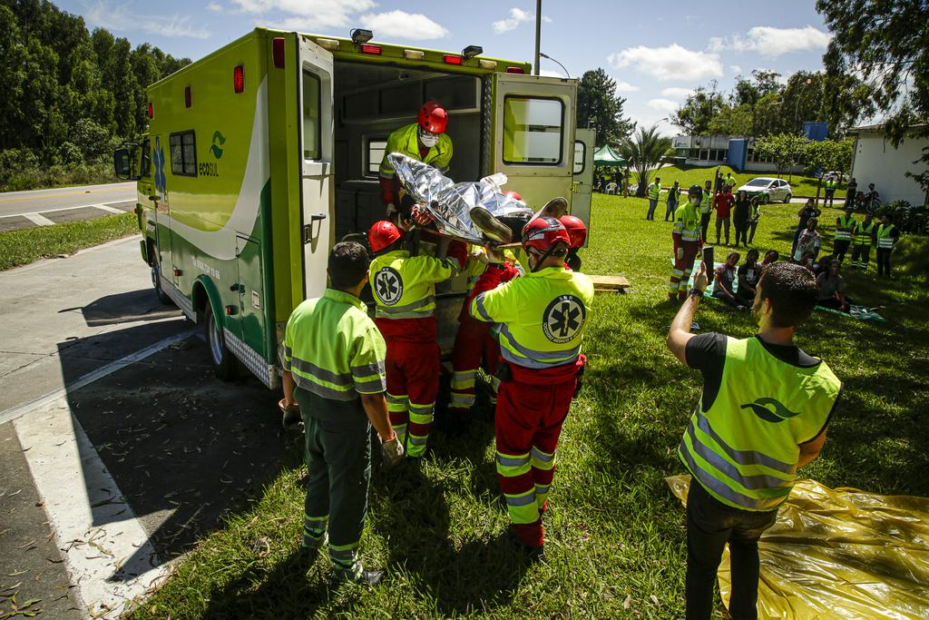 Ficção a serviço da realidade: Ecosul mobiliza equipes em simulação de acidente