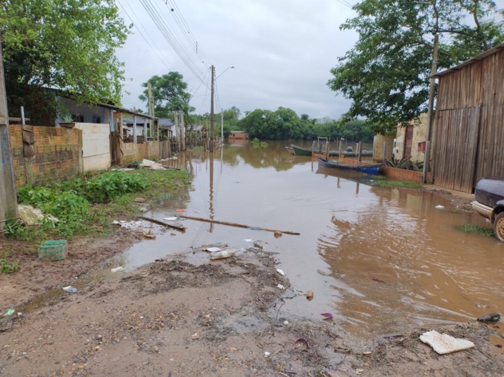 Município tem 128 pessoas fora de casa devido a cheia do Rio Jacuí