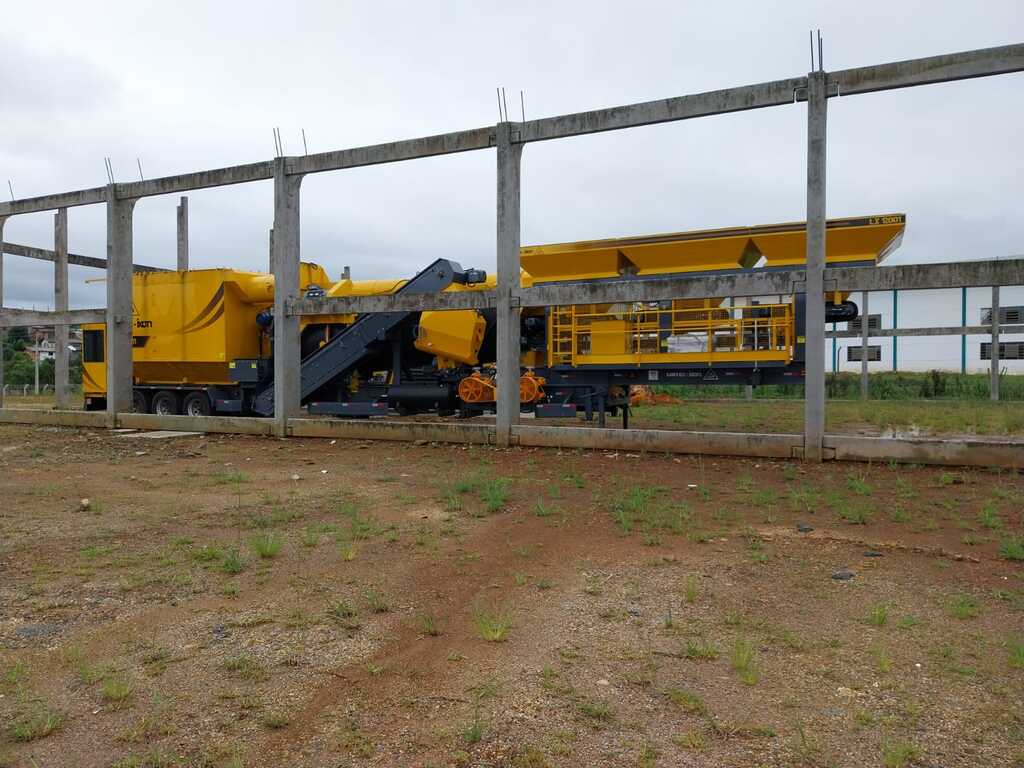 Usina de Asfalto do Cisama começa a ser instalada no bairro Ferrovia