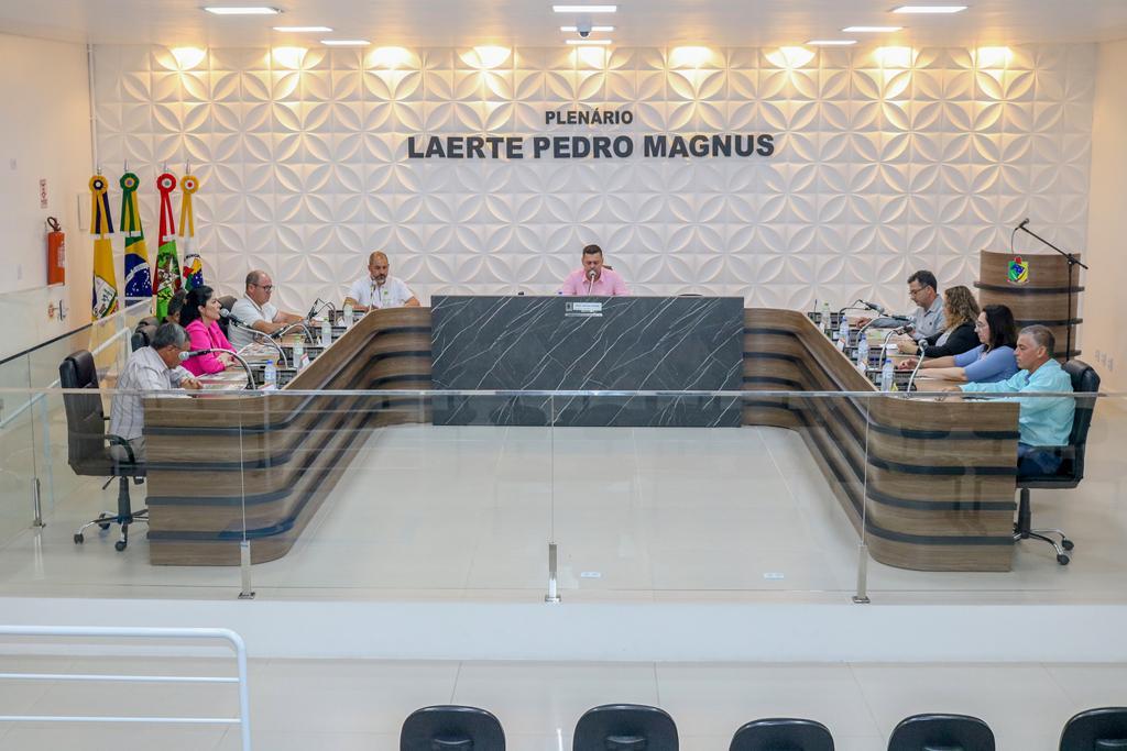 COORDENADOR MUNICIPAL DA DEFESA CIVIL FAZ 
EXPLANAÇÃO NA CÂMARA DE VEREADORES DE SÃO JOÃO DO SUL