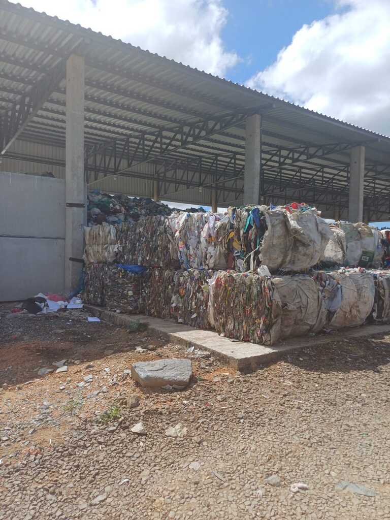 Governo de Bagé vem conhecer Usina de Transbordo de Lixo Urbano de São Gabriel