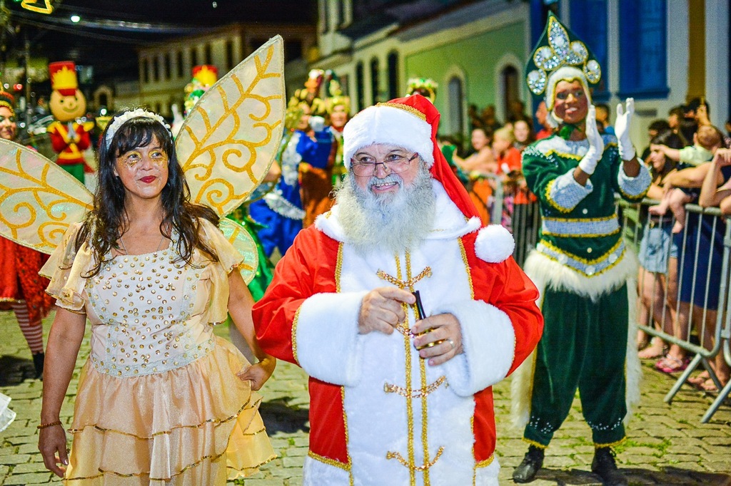 São Francisco do Sul abre oficialmente o Natal com muita magia e alegria