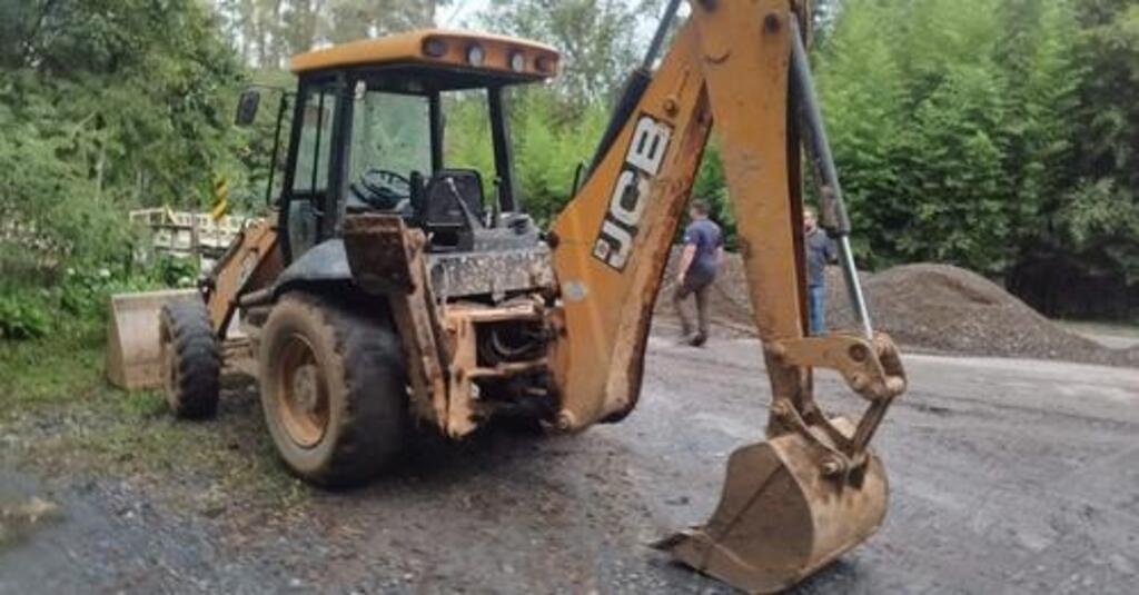 Trabalhador morre atingido por máquina que fazia reconstrução de ponte na SC-350 em Ituporanga