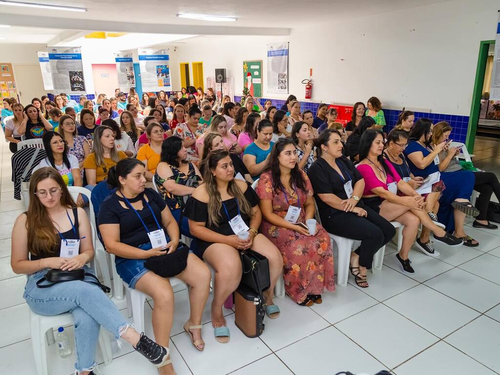 SEMINÁRIO EM PASSO DE TORRES ABORDA A EDUCAÇÃO INFANTIL