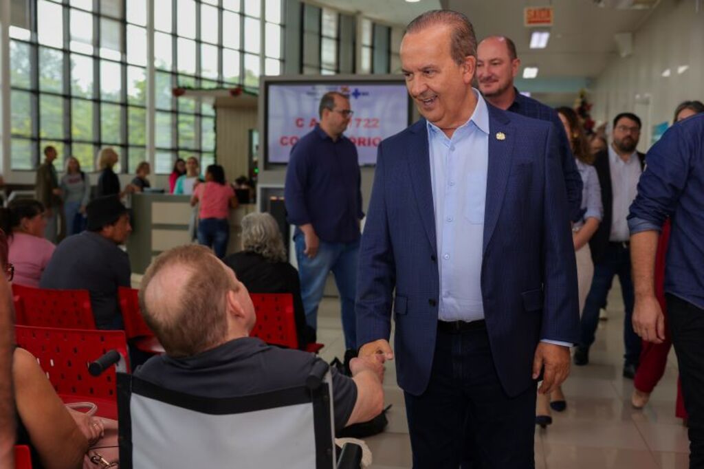 Governador conhece projeto de ampliação do Hospital Regional Terezinha Gaio Basso