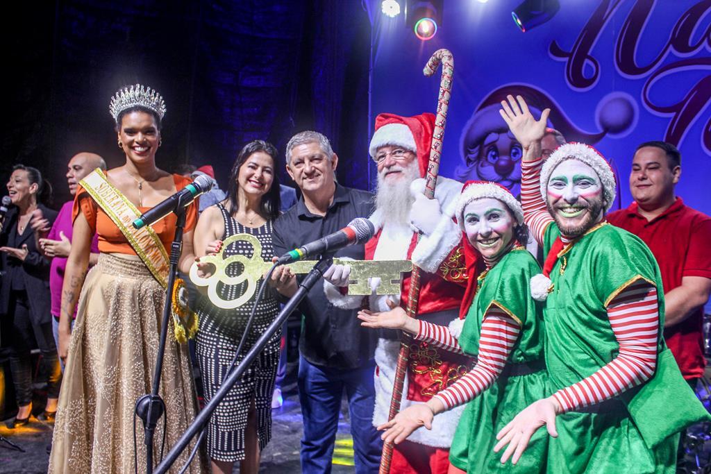 ABERTURA DO NATAL E CHEGADA DO PAPAI NOEL EM TORRES