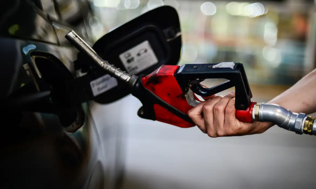 Petrobrás anuncia queda no preço do diesel
