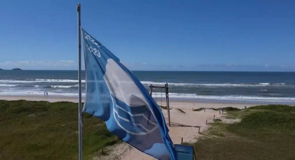 São Francisco do Sul inaugura temporada de verão