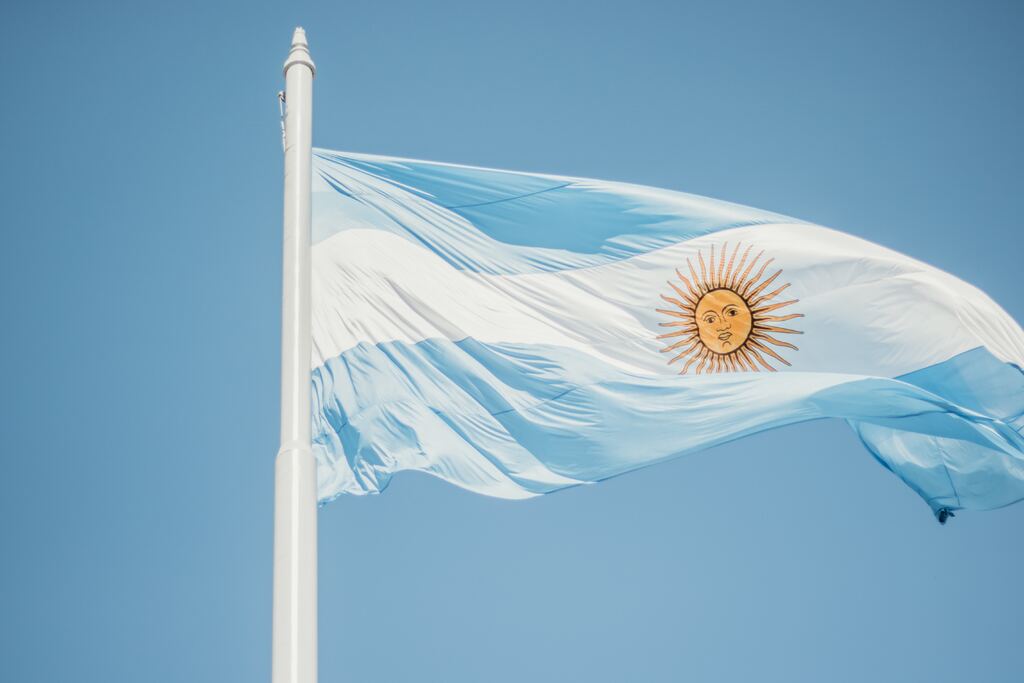 Javier Milei toma posse como novo presidente da Argentina