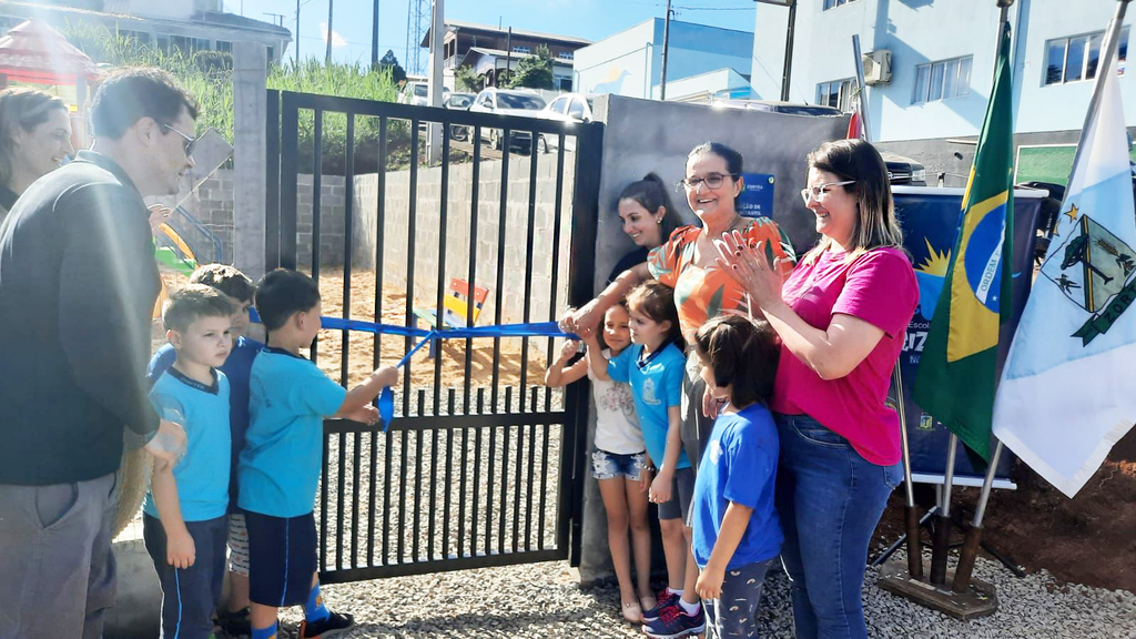 Prefeitura de Zortéa inaugura Playground infantil em frente à escola GEM Horizonte núcleo I