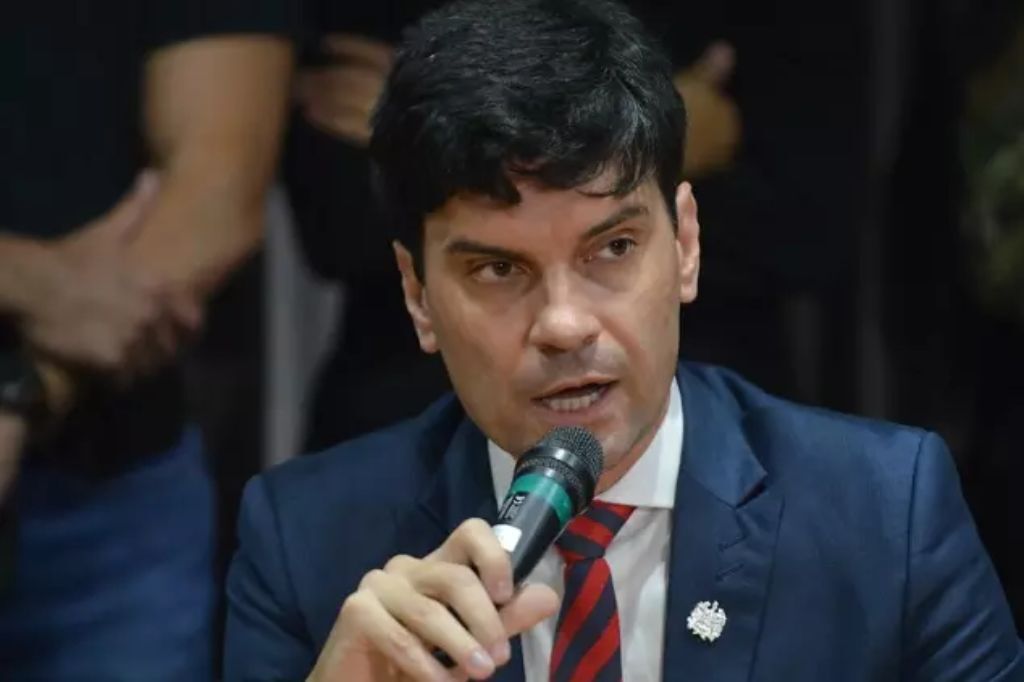  - Delegado-geral Ulisses Gabriel disse que uso do WhatsApp vai facilitar o trabalho da PC – Foto: PCSC