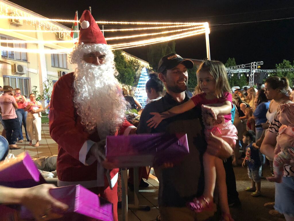 Sucesso o encerramento do Natal e festividades de fim de ano de Zortéa