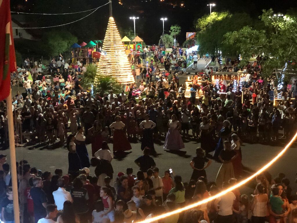 Sucesso o encerramento do Natal e festividades de fim de ano de Zortéa