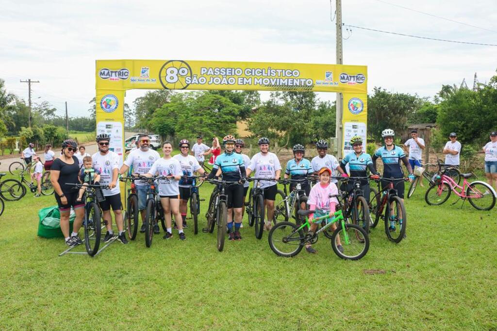 8º PASSEIO CICLÍSTICO REÚNE CENTENAS DE PESSOAS EM SÃO JOÃO DO SUL
