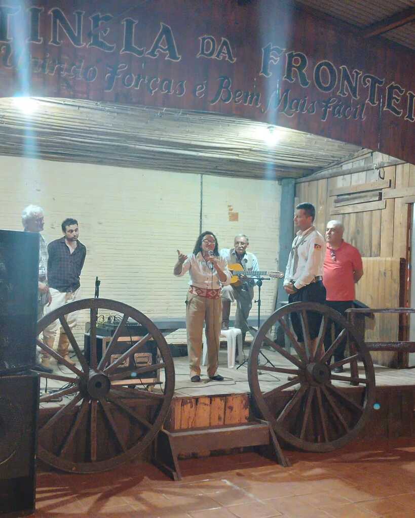 Tradicionalistas participam da Cavalgada do Bem