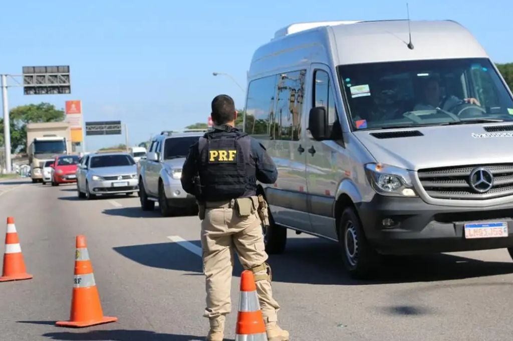 PRF contabiliza 90 mortes em rodovias federais no feriado de Natal