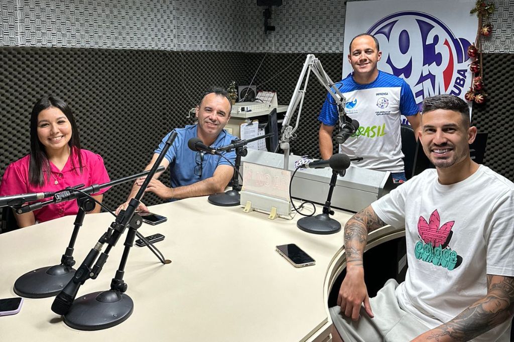  - Pedro Henrique, Otaviano Carvalho, Arenilton Carvalho e Anna Luiza Siqueira durante entrevista - Foto: Vítor Fernandes