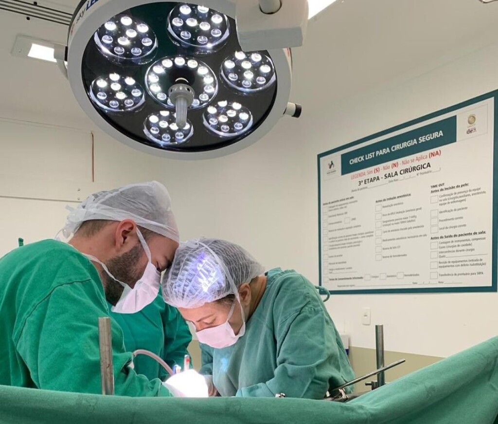 Referência em câncer, hospital de Blumenau é o primeiro de SC a ser habilitado para realizar cirurgia avançada pelo SUS