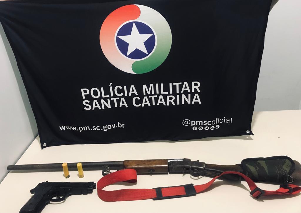 Homem é preso pela PM por porte ilegal de arma de fogo e munições