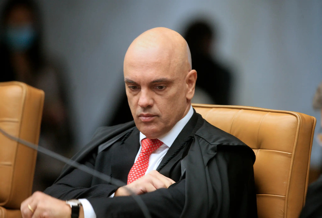 Em entrevista, Moraes revela que manifestantes de 8 de janeiro teriam plano de enforcá-lo na Praça dos Três Poderes