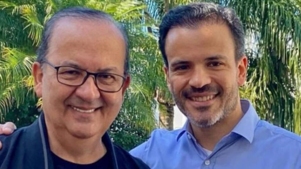 Liminar impede o governador Jorginho Mello de nomear o filho para a Casa Civil