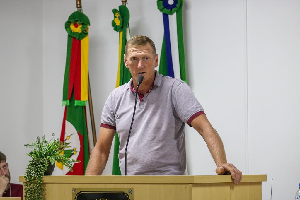 DIRLENE LUIZ MAGNUS SCHWANCK (NEGO) É ELEITO 
PRESIDENTE DA CÂMARA DE VEREADORES PARA 2024 EM MORRINHOS DO SUL